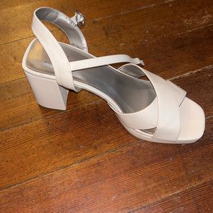 Off white/cream colored worthington heels